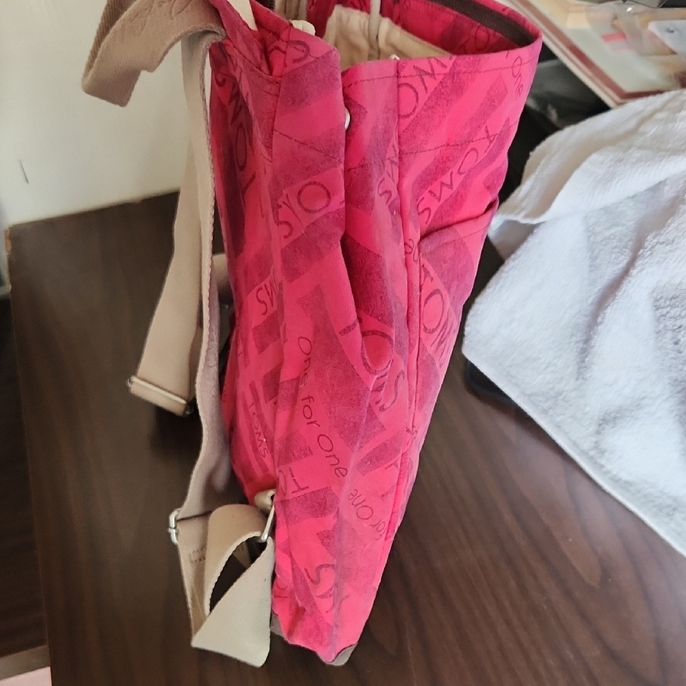 TOMS Reddush and Tan Backpack - Picture 5 of 6